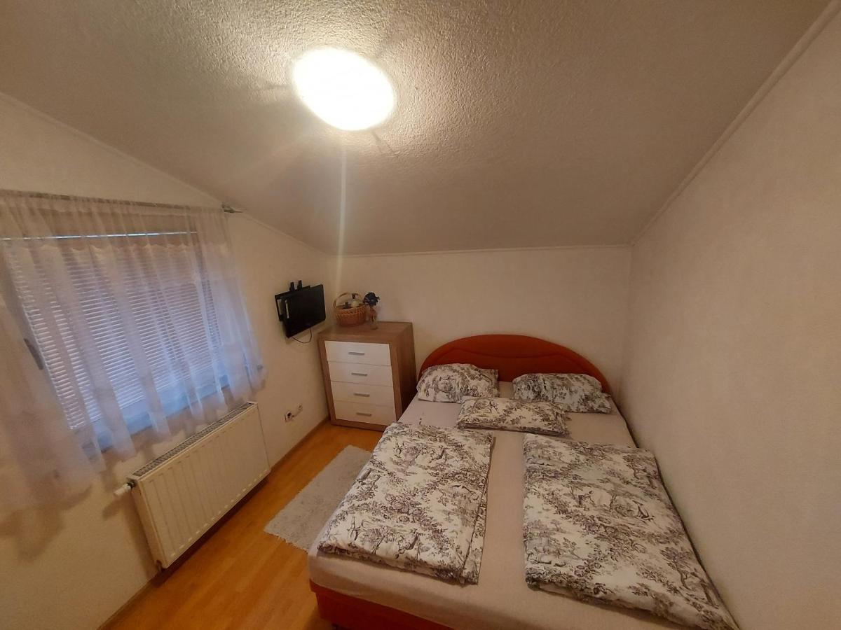 Apartments Tutto Bene ヤイツェ エクステリア 写真